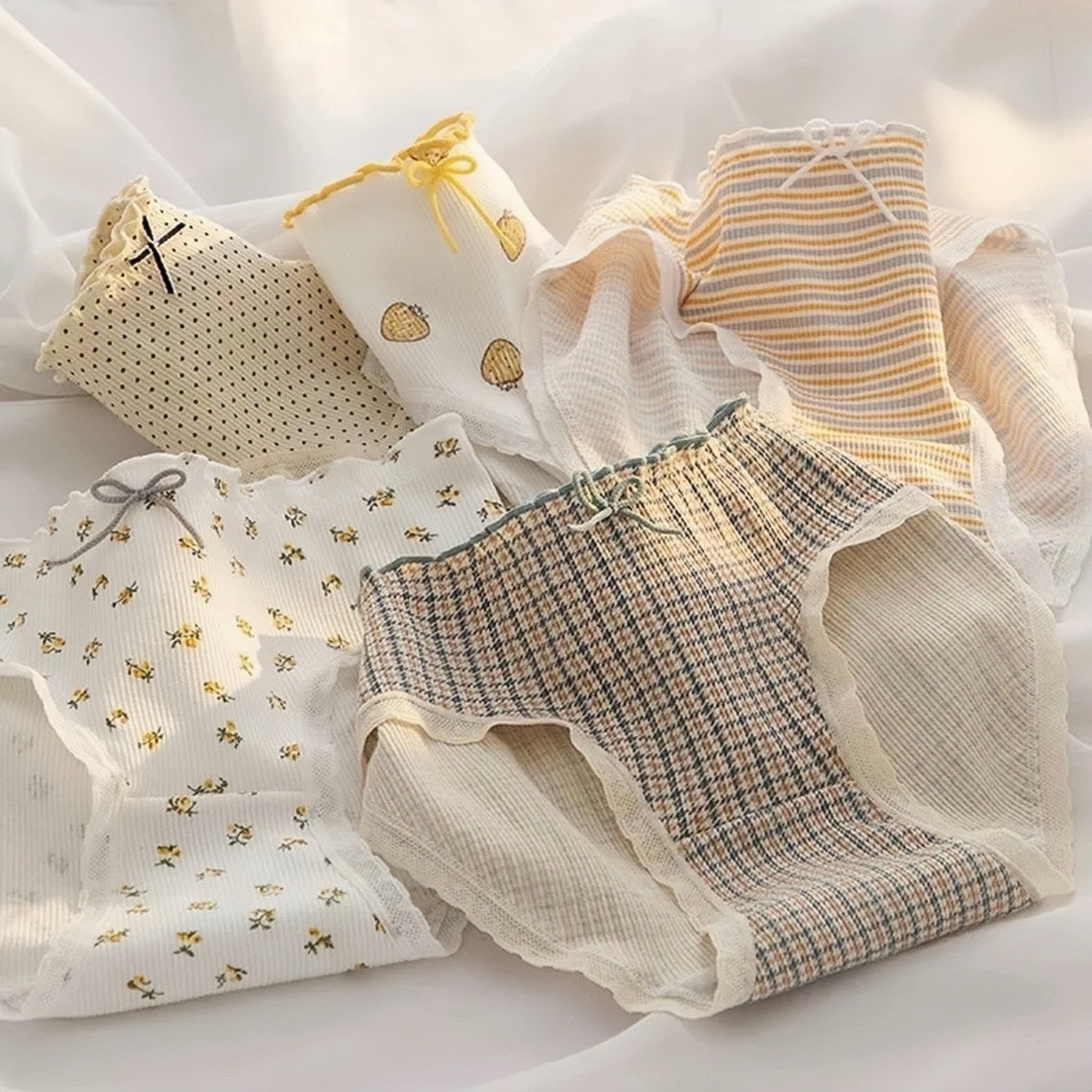 Women Floral Strawberry Print Cotton Underwear